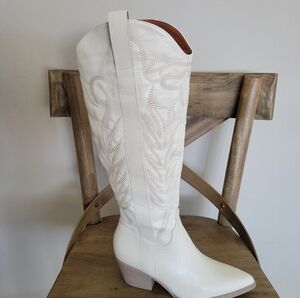 OASIS SOCIETY Samara - Embroidered Tall Boots White